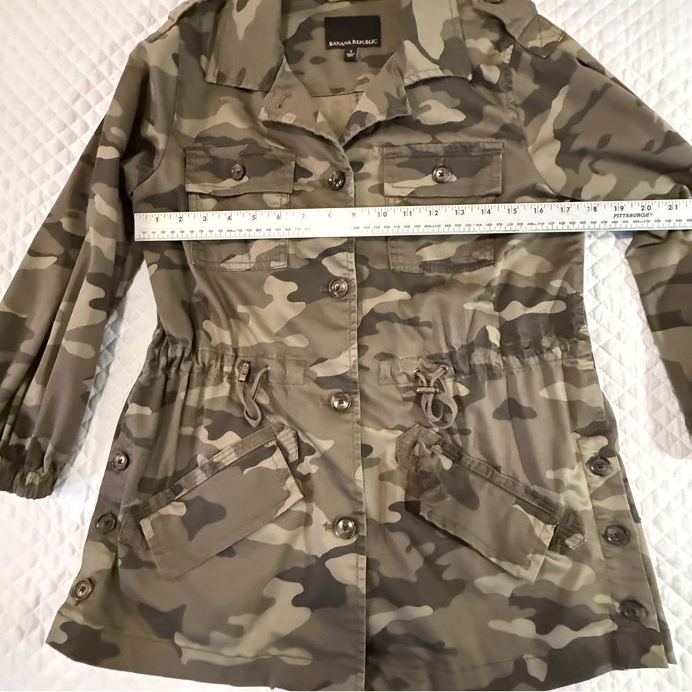 Banana Republic Olive Camouflage Utility Jacket - Picture 15 of 16